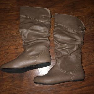 Women's boots